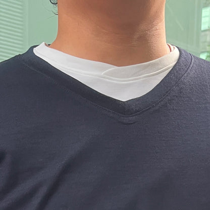 V NECK KNIT T